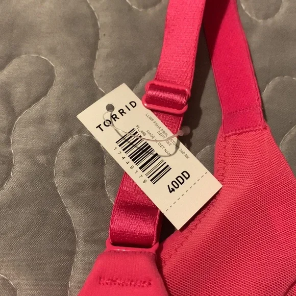 New torrid curve pink bra - Picture 2 of 5
